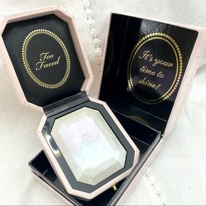 TOO FACED Diamond Light Highlighter RADIANT PRESSED POWDER - DIAMOND FIRE